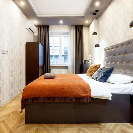 Super Central Cosy 1Br Near Newyork Cafe W View * Budapest
